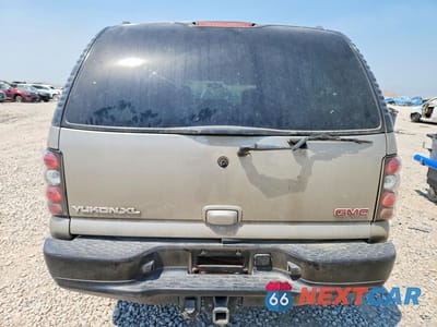 Zdjęcie 6 z 13 samochodu: 2003 GMC YUKON XL C1500 VIN:3GKEC16T53G250438 - miniatura