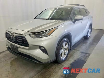Drugie zdjęcie samochodu z przodu: 2022 TOYOTA HIGHLANDER LE VIN:5TDBZRBH9NS577099 - miniatura