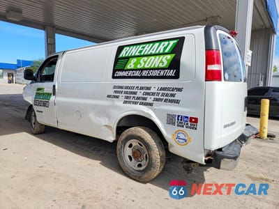 Drugie zdjęcie samochodu z przodu: 2003 GMC SAVANA G3500 DELIVERY VAN VIN:1GTHG35U431221322 - miniatura