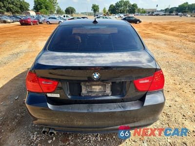 Zdjęcie 6 z 13 samochodu: 2010 BMW 328 I VIN:WBAPH7G57ANM51526 - miniatura