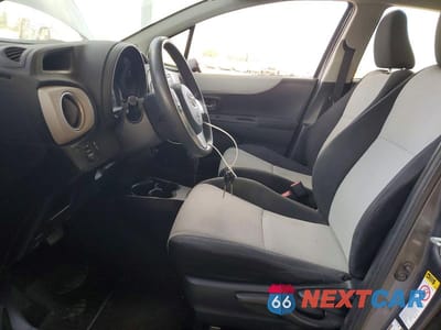 Zdjęcie 7 z 12 samochodu: 2014 TOYOTA YARIS 5-DOOR LE VIN:JTDKTUD39ED580909 - miniatura