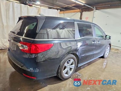Trzecie zdjęcie samochodu z tyłu: 2018 HONDA ODYSSEY EXL VIN:5FNRL6H7XJB027793 - miniatura
