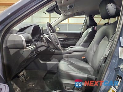 Zdjęcie 7 z 14 samochodu: 2025 TOYOTA GRAND HIGHLANDER XLE VIN:5TDAAAB57SS087234 - miniatura