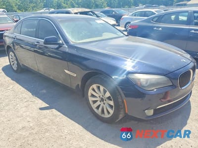 Czwarte zdjęcie samochodu z boku: 2011 BMW 750 LI VIN:WBAKB8C55BCY66445 - miniatura