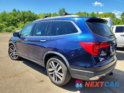Drugie zdjęcie samochodu z przodu: 2017 HONDA PILOT TOURING VIN:5FNYF6H91HB066397 - miniatura