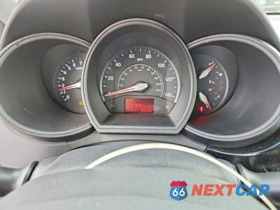 Zdjęcie 9 z 12 samochodu: 2017 KIA RIO LX VIN:KNADM4A33H6026233 - miniatura