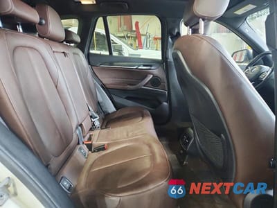 Zdjęcie 11 z 13 samochodu: 2017 BMW X1 XDRIVE28I VIN:WBXHT3C32H5F78977 - miniatura