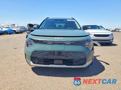 Piąte zdjęcie samochodu w środku: 2024 KIA NIRO WIND VIN:KNDCR3L17R5103229 - miniatura