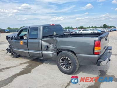 Drugie zdjęcie samochodu z przodu: 2001 GMC NEW SIERRA C1500 VIN:2GTEC19TX11135461 - miniatura