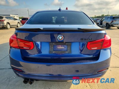 Zdjęcie 6 z 12 samochodu: 2018 BMW 330 I VIN:WBA8B9G57JNU98945 - miniatura