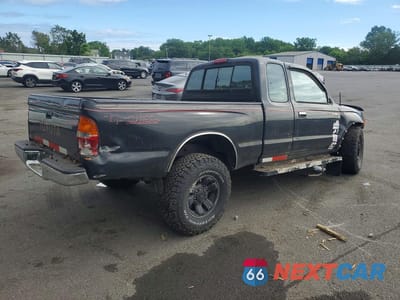 Trzecie zdjęcie samochodu z tyłu: 1996 TOYOTA TACOMA XTRACAB VIN:4TAWN72N8TZ197024 - miniatura