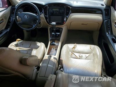 Zdjęcie 8 z 14 samochodu: 2003 TOYOTA HIGHLANDER LIMITED VIN:JTEGF21A830098386 - miniatura