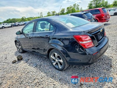 Drugie zdjęcie samochodu z przodu: 2019 CHEVROLET SONIC PREMIER VIN:1G1JF5SB6K4123921 - miniatura