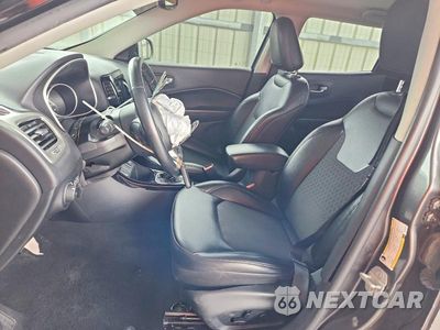 Zdjęcie 7 z 13 samochodu: 2021 JEEP COMPASS LATITUDE VIN:3C4NJCBB7MT531885 - miniatura