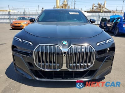 Piąte zdjęcie samochodu w środku: 2024 BMW 740 I VIN:WBA23EH08RCS25938 - miniatura