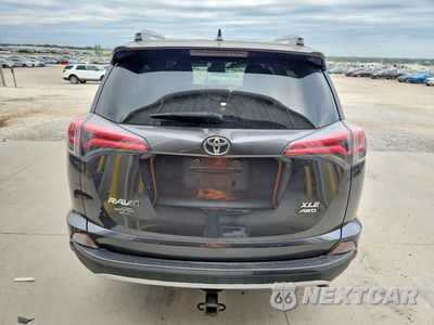 Zdjęcie 6 z 12 samochodu: 2018 TOYOTA RAV4 XLE VIN:JTMRFREV4JJ743738 - miniatura