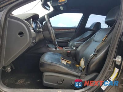 Zdjęcie 7 z 13 samochodu: 2013 CHRYSLER 300 VIN:2C3CCAAG6DH657042 - miniatura