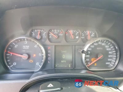 Zdjęcie 9 z 12 samochodu: 2017 CHEVROLET SILVERADO K1500 VIN:3GCUKNEC6HG185559 - miniatura