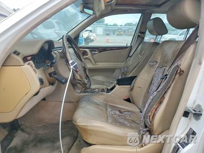 Zdjęcie 7 z 12 samochodu: 1999 MERCEDES-BENZ E 320 VIN:WDBJF65HXXA865792 - miniatura