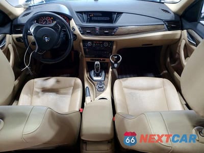 Zdjęcie 8 z 13 samochodu: 2015 BMW X1 XDRIVE28I VIN:WBAVL1C50FVY40377 - miniatura