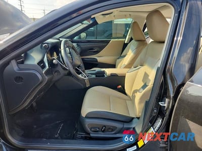 Zdjęcie 7 z 12 samochodu: 2021 LEXUS ES 300H VIN:58ADA1C13MU001378 - miniatura