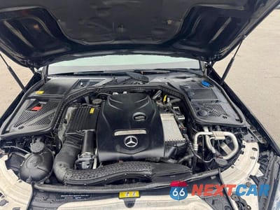 Zdjęcie 7 z 11 samochodu: 2015 MERCEDES-BENZ C 300 4MATIC VIN:55SWF4KB1FU068945 - miniatura