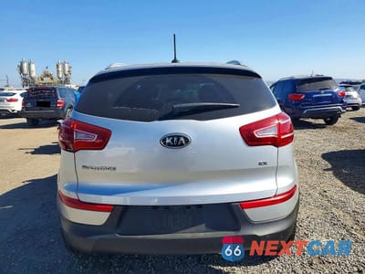 Zdjęcie 6 z 13 samochodu: 2012 KIA SPORTAGE EX VIN:KNDPCCA21C7200307 - miniatura