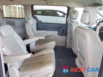 Zdjęcie 11 z 14 samochodu: 2010 DODGE GRAND CARAVAN SXT VIN:2D4RN5DX0AR419005 - miniatura