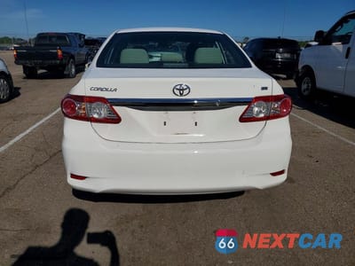 Zdjęcie 6 z 12 samochodu: 2013 TOYOTA COROLLA LE VIN:2T1BU4EE5DC958197 - miniatura