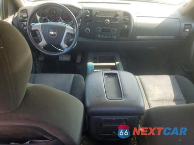 Zdjęcie 8 z 12 samochodu: 2012 CHEVROLET SILVERADO K1500 LT VIN:1GCRKSE73CZ202740 - miniatura