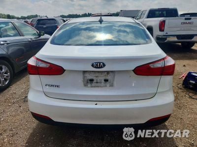 Zdjęcie 6 z 12 samochodu: 2014 KIA FORTE LX VIN:KNAFX4A61E5218312 - miniatura