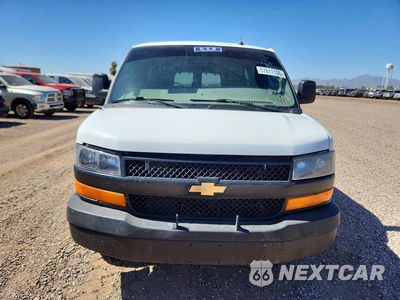 Piąte zdjęcie samochodu w środku: 2020 CHEVROLET EXPRESS G3500 LS PASSENGER VAN VIN:1GAZGNFG4L1275267 - miniatura