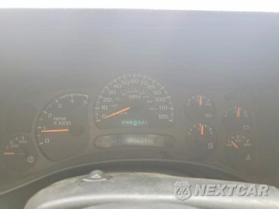 Zdjęcie 9 z 12 samochodu: 2004 CHEVROLET SILVERADO K3500 VIN:1GCJK33284F223001 - miniatura