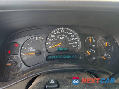 Zdjęcie 9 z 12 samochodu: 2005 GMC SIERRA K2500 HEAVY DUTY VIN:1GTHK29U05E343948 - miniatura
