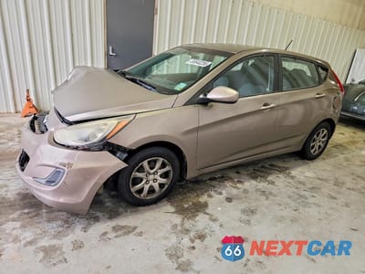 2014 HYUNDAI ACCENT GS KMHCT5AE8EU161204 - główne zdjęcie licytacji z USA - miniatura