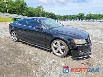 Czwarte zdjęcie samochodu z boku: 2011 AUDI A5 PREMIUM PLUS VIN:WAULFAFR9BA028610 - miniatura