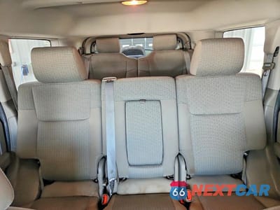 Zdjęcie 10 z 13 samochodu: 2007 JEEP COMMANDER VIN:1J8HG48P67C562705 - miniatura