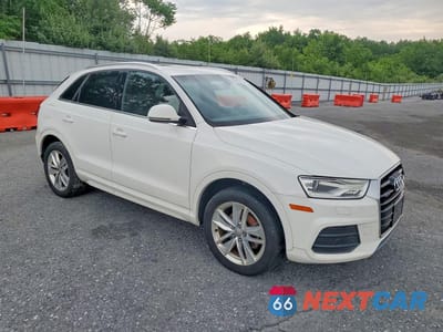 Czwarte zdjęcie samochodu z boku: 2016 AUDI Q3 PREMIUM PLUS VIN:WA1EFCFS7GR021409 - miniatura