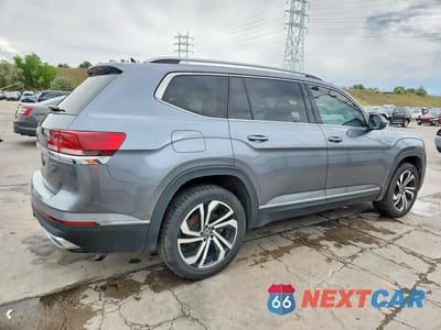 Trzecie zdjęcie samochodu z tyłu: 2021 VOLKSWAGEN ATLAS SEL PREMIUM VIN:1V2TR2CA4MC515282 - miniatura