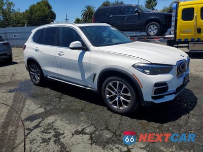 Czwarte zdjęcie samochodu z boku: 2023 BMW X5 XDRIVE40I VIN:5UXCR6C01P9N92126 - miniatura