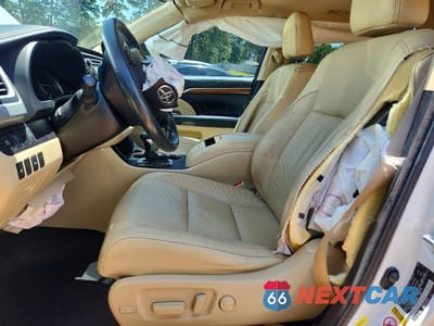 Zdjęcie 7 z 14 samochodu: 2017 TOYOTA HIGHLANDER LIMITED VIN:5TDYZRFH6HS190857 - miniatura