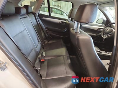 Zdjęcie 11 z 13 samochodu: 2013 BMW X1 XDRIVE28I VIN:WBAVL1C53DVR86415 - miniatura