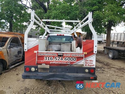 Zdjęcie 6 z 13 samochodu: 2015 CHEVROLET SILVERADO K2500 HEAVY DUTY VIN:1GC1KUEG3FF131683 - miniatura