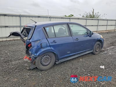 Trzecie zdjęcie samochodu z tyłu: 2007 NISSAN VERSA 1.8 S VIN:3N1BC13E57L361267 - miniatura