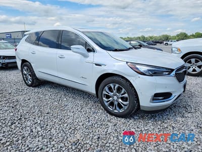 Czwarte zdjęcie samochodu z boku: 2018 BUICK ENCLAVE AVENIR VIN:5GAEVCKW0JJ198098 - miniatura