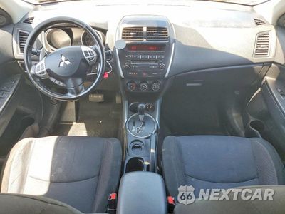 Zdjęcie 8 z 13 samochodu: 2011 MITSUBISHI OUTLANDER SPORT ES VIN:JA4AP3AU1BZ003193 - miniatura