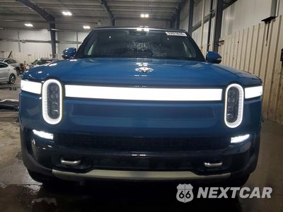Piąte zdjęcie samochodu w środku: 2023 RIVIAN R1S ADVENTURE VIN:7PDSGABA4PN016806 - miniatura