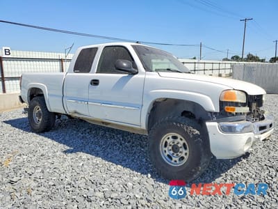 Czwarte zdjęcie samochodu z boku: 2005 GMC SIERRA VIN:1GTHC29U15E212069 - miniatura
