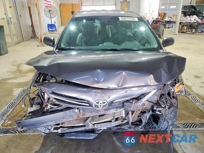 Piąte zdjęcie samochodu w środku: 2013 TOYOTA COROLLA LE VIN:5YFBU4EE0DP127058 - miniatura