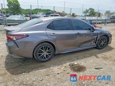 Trzecie zdjęcie samochodu z tyłu: 2021 TOYOTA CAMRY SE VIN:4T1G11AK6MU407056 - miniatura